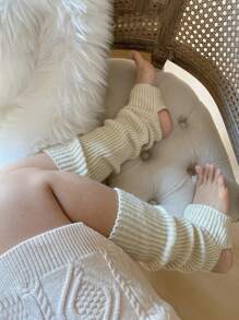 1 para solidnych, prążkowanych ocieplaczy na nogi, proste skarpetki do kolan