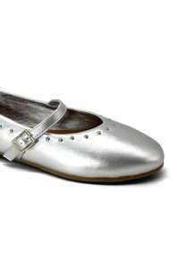 RevReaL Damskie Jasnokolorowe Okrągłe Noski Płaskie Buty Z Nitami - Klasyczne Płaskie Buty Mary Jane (Dekoracja Srebrną Klamrą)