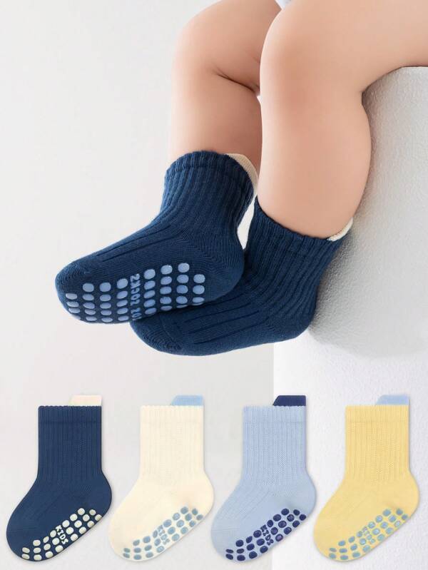 4 pares de meias antiderrapantes para bebês, meias de desenho animado na altura do joelho para meninos e meninas