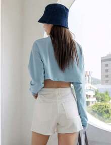 Long Sleeve Cropped Blouse Style And Comfort: Offers A Sophisticated Look Without Sacrificing Well-Being. - 淺藍色 - 查看 2