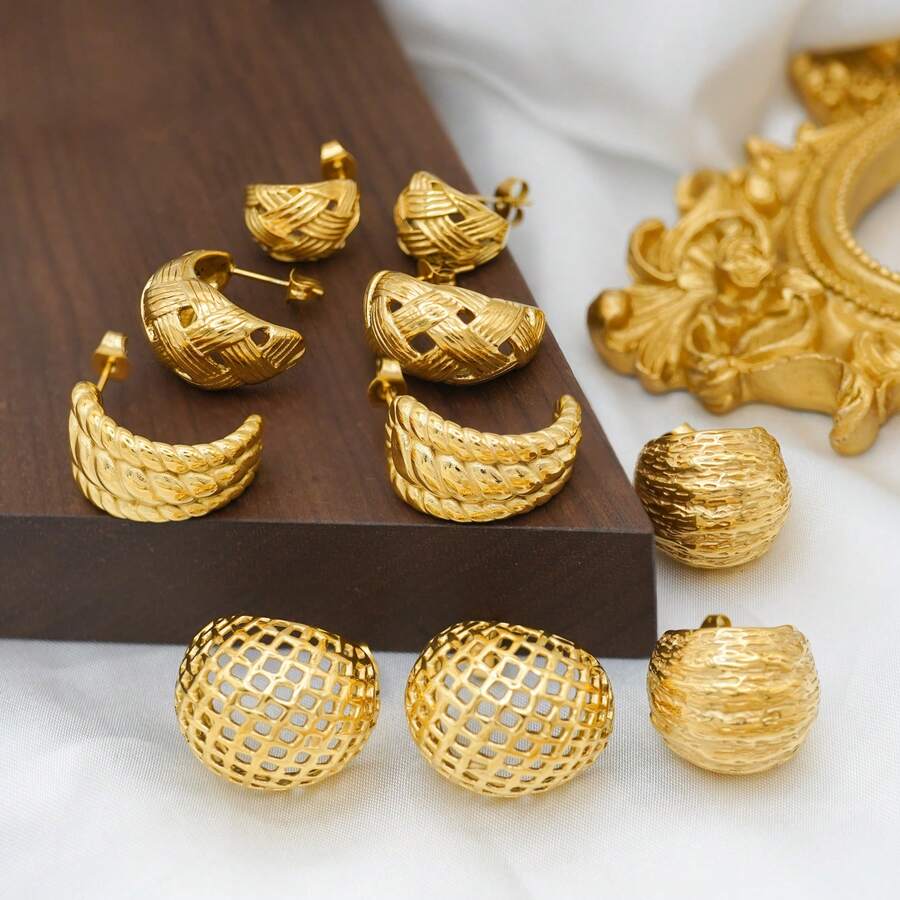 时尚小众设计钛钢 18K 镀金镂空编织 C 形环状耳环，适合女性日常佩戴或派对活动 - 金色 - 查看 1