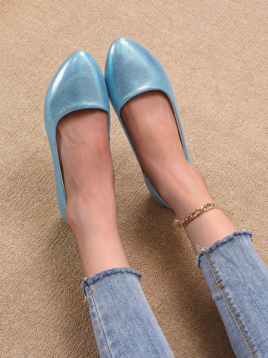 Gold Shallow Mouth Versatile Women Flat Shoes Suitable For Work