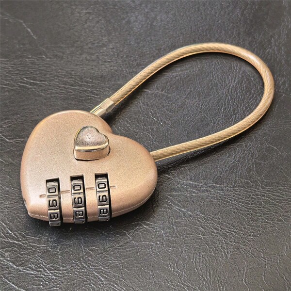 1 pieza Cerradura inteligente multifunción con forma de corazón, cerradura digital de aleación de zinc color dorado para equipaje, maletas y bolsos, cerradura con forma de corazón, cerradura antirrobo de 3 dígitos, cerradura con contraseña y llave, cerradura con llavero largo y cuerda larga, perfecta para viajes, aeropuerto, escuela, regalo lindo, esenciales de viaje, accesorios de fitness, útiles escolares, vacaciones, campamento, vacaciones, accesorios de vacaciones, San Valentín