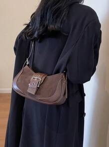 复古甜美酷炫女孩机车腋下包，小众质感金属空气眼新月包，斜挎单肩包，百搭通勤包，女士