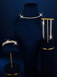 Four Sparkling Starry Necklaces, One Simple Sparkling Clavicle Chain, One Pair Of Earrings, And One Bracelet - Suitable For Women's Everyday Wear, Weddings, Parties, And Other Occasions.