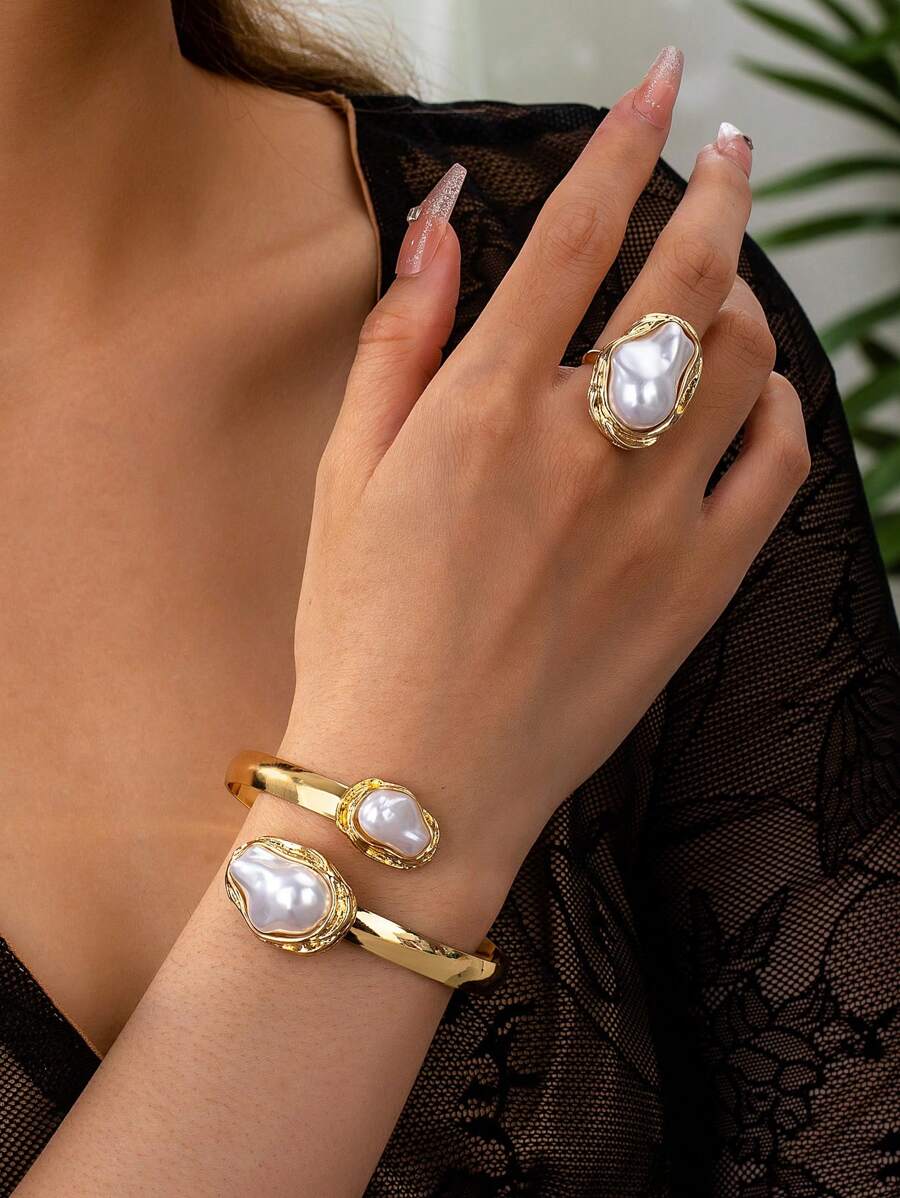 2 件不对称珍珠手链和戒指首饰套装，浪漫优雅的女性礼物 - 金黃色+白色 - 查看 1