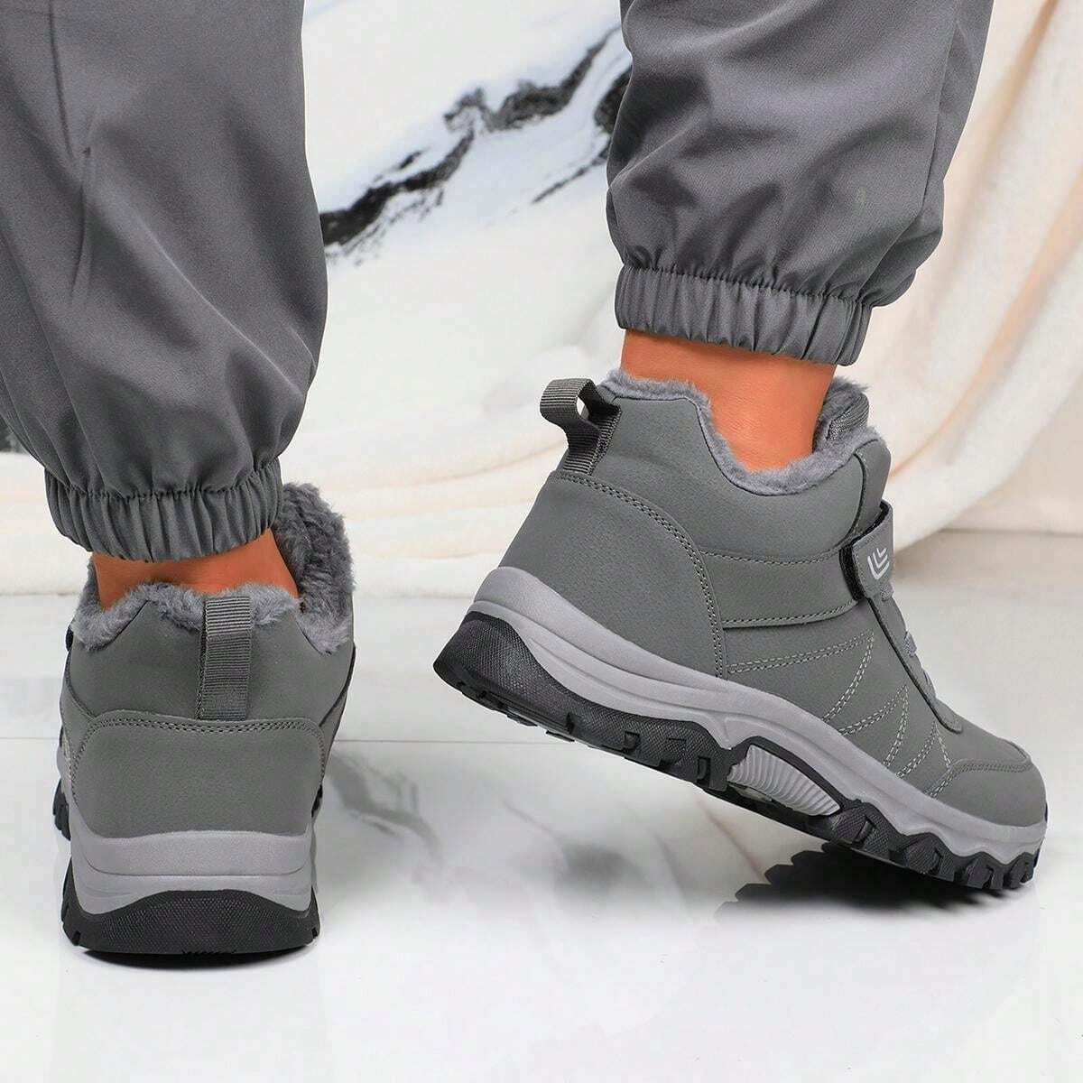 Couple HighTop Snow Boots, Hook And Loop, FleeceLined, Warm, NonSlip