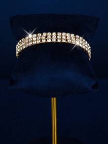 Four Sparkling Starry Necklaces, One Simple Sparkling Clavicle Chain, One Pair Of Earrings, And One Bracelet - Suitable For Women's Everyday Wear, Weddings, Parties, And Other Occasions.