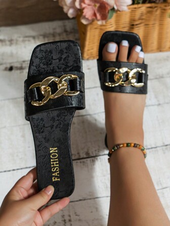 宽版大码女式夏季一脚蹬拖鞋 - 新款韩版时尚假日休闲平底凉鞋