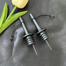 2pcs Automatic Flip Cap Oil Bottle Pourer, Gold Coated Gravity Controlled Spout For Kitchen, Party And Events - For Olive Oil, Vinegar Dispensing