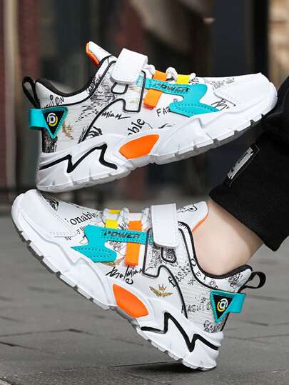 زوج أحذية رياضية خفيفة الوزن وسهلة الارتداء للأطفا...