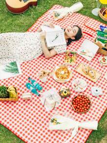 1pc Portable Picnic Mat, Outdoor Picnic Blanket For Spring/Summer, Party Table Cover, Waterproof Pad, Beach Mat, Camping Picnic Pad For Lawn
