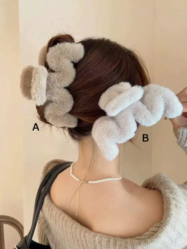 Oversized Fuzzy Cloud Hair Clip, Sweet Big Hair Claw Clip For Buns
