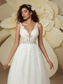 HEARBOBO 新年优雅V领露背奢华3D立体花卉婚纱