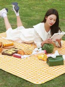 1pc Portable Picnic Mat, Outdoor Picnic Blanket For Spring/Summer, Party Table Cover, Waterproof Pad, Beach Mat, Camping Picnic Pad For Lawn