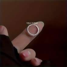 星空闪耀：S925 纯银环形耳环 - 哑光饰面，适合日常和派对佩戴，是情人节或母亲节的理想礼物，妈妈，母亲，母亲节，礼物 - 銀色 - 查看 5