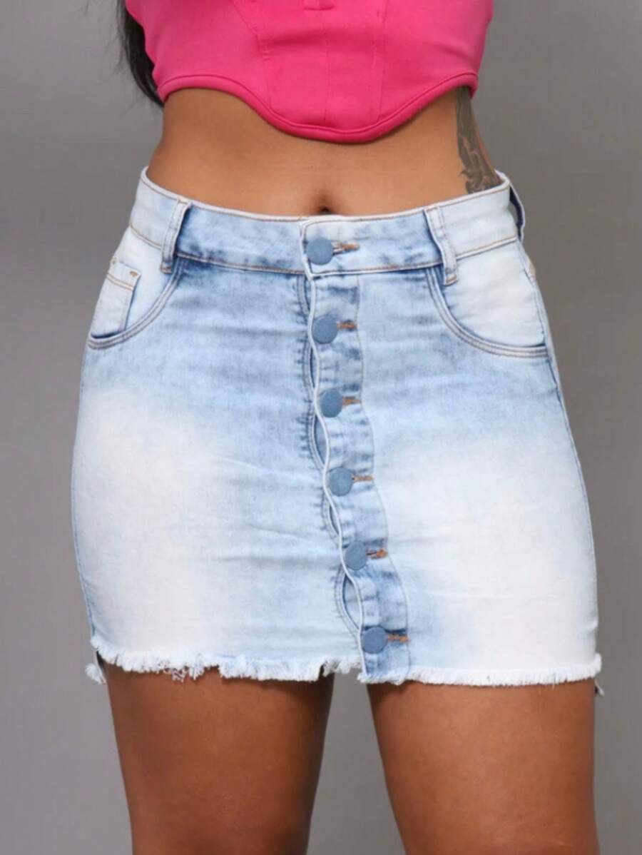 Women's Light Blue High Waisted Denim Skirt With Buttons Premium Hot Pants - 淺色水洗藍 - 查看 1