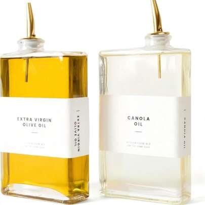 2 stuks glazen flessen met 2 stuks gouden/zilveren schenktuit, 36 stuks etikettenset, olijfolie, koffiesiroop dispensers, keuken glazen flessen dispenser, olijfolie flessen, azijn, keukenbenodigdheden, 350ml/11.8oz, goud & zilver. Voor koken, olijfolie, saus, koffiesiroop - Keuken essentieel