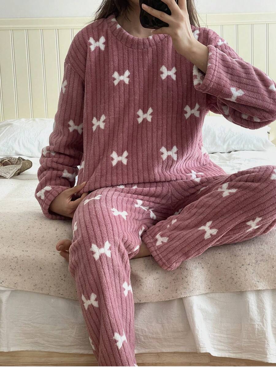 Set de 2 piezas de pijama de pana y felpa de coral con lazo, ropa de dormir con estampado sencillo para invierno, conjunto de dos piezas, vacaciones