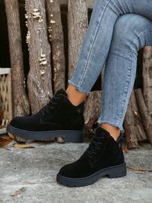Stivali alla caviglia casual in nero comodi e caldi con fodera in pelliccia sintetica, con lacci, per le donne in inverno