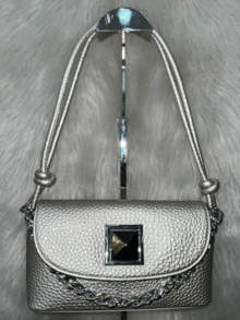 Women Minimalist Basic Fashion Casual Style Handbag For Party Work Travel With Turn Lock Side Handle And Hand Chain - Bạc - Xem 1
