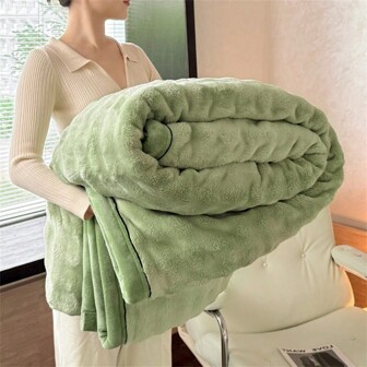 1pc Solid Color Fleece Blanket, Polyester, Rectangular, Versatile For Home, Travel, Office, Warm For Autumn/Winter