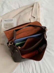 Bolsa tote casual vintage de grande capacidade para mulheres com compartimentos multicamadas, capa com aba em relevo de crocodilo, alça de ombro ajustável, adequada para deslocamento diário e viagens ao ar livre, outono, bolsa vintage de inspiração retrô para mulheres - Castanho Café - Ver 3
