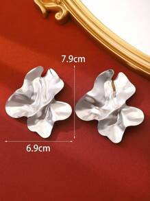 1 Pair Exaggerated Ruffle Petal Stud Earrings For Women - Silver - View 7