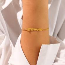 精致定制名字哑光饰面项链、个性化金色名字项链、铭牌项链、个性化珠宝、送给她的生日礼物 - 金色 - 查看 7