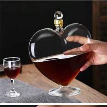 1 pièce Carafe en forme de cœur pour bouteille de vin, de whisky, de vodka, de saké, de shochu, décoration cadeau, convient pour l'eau potable, le lait, l'avoine, le thé, le jus, le petit-déjeuner, le café, les boissons, etc. Convient pour la cuisine, le restaurant, le bar, les fêtes, les réunions, les cadeaux pour petit ami, père, Noël, décoration de fête, anniversaire