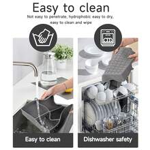 A Multifunctional Silicone Compartment Platter That Can Bbe Used To Pack Cheese, Desserts, Salads, Snacks, Sushi, Hotpot, Etc., With A Total Of 5 Compartments