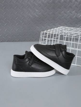 幼儿男孩白色纯色运动鞋，平底，春/秋，适合运动、派对、度假、休闲穿着，带钩环和松紧带