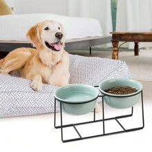 Set di ciotole rialzate per amanti dei cani e mamme di cani - Ciotole per cibo e acqua rialzate con supporto antiscivolo - Set di ciotole in ceramica pesante con scritta "Amante dei cani e mamma di cani" - Ciotole per gatti/cani extra larghe e profonde come regalo per amanti dei cani e mamme di cani - 2 x 1600 ml