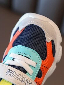 1 par Nuevos zapatos deportivos para niños 2025, zapatillas de senderismo informales antideslizantes y transpirables para niños pequeños