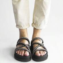 Raissa Flat Sandal - 黑色 - 查看 3