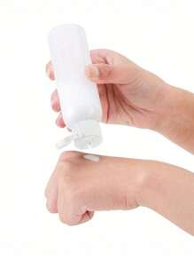 5 pièces Bouteilles rondes transparentes de 100 ml avec couvercle papillon à rabat. Bouteilles de voyage vides pour cosmétiques, échantillons. Bouteilles de voyage hermétiques de 50 ml/100 ml/150 ml avec bouchon à rabat noir pour les articles de toilette, le shampooing, les lotions, les revitalisants, les cosmétiques de voyage, la maison, les vacances, le camping, les vacances, les accessoires de voyage, le mini parfum pour femmes, le parfum pour hommes, les accessoires de plage, les fournitures scolaires, les fournitures de retour à l'école, les indispensables de l'été - Blanc - Voir 4