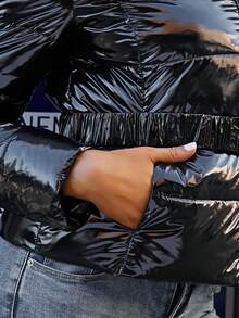 ZIAI 女士休闲纯色亮面冬季外套，新款时尚系带修身加厚外套，女士短款羽绒服，带人造毛领，时尚假日之选 - 黑色 - 查看 9