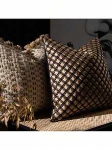 Woven Throw Pillows In Sofa Living Room - 1 - 查看 4