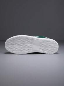 Chaussures plates de loisirs à semelle souple, blanc et vert. Baskets multifonctionnelles pour homme, pour la fête et le port en extérieur