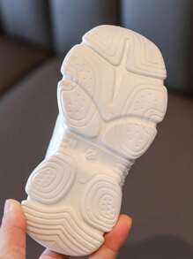 1 par Nuevos zapatos deportivos para niños 2025, zapatillas de senderismo informales antideslizantes y transpirables para niños pequeños