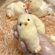Handmade Squeeze Stress Relief Toy With Hen & Chick Design, Funny Squeeze Toy