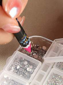12 格 3D 钢珠美甲装饰金银金属迷你珠子混合尺寸圆球 DIY 指甲设计装饰珠宝配件，含 2 支指甲蜡笔、1 把镊子、1 把迷你铅笔刀 - 彩色 - 查看 5