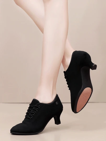 Women Dance Shoes ,5cm Heel Black Jazz Dance ,Heels Ballet Shoes ,Y2K Jazz Shoes ,Lace Up Outdoor Shoes ,Perfect For Ballet, Gymnastics, Yoga, Modern Dance, Ballroom Dancing, Cosplay Performances ,Square Dance, Rumba, Cha Cha And So On