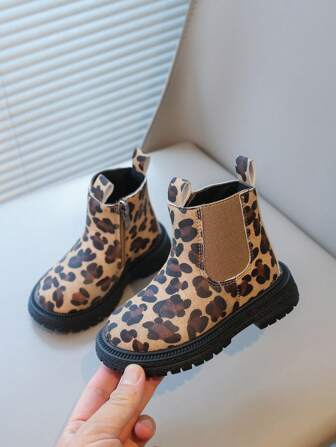 2024 Fashion New Leopard Print Kids Ankle Boots Girls Flat Side Zip Chelsea Boots Soft Bottom Versatile Princess Boots