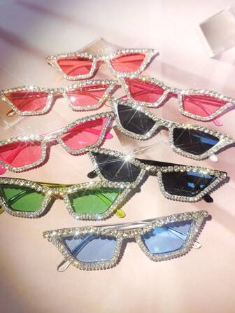 Eyeglasses#17078 1 pieza Gafas de fiesta con efecto de cristales brillantes intensos para mujer, adecuadas para bodas, festivales de música, fotografía callejera, con cristal, marco rosa Y2K, gafas de maquillaje de lujo para playa, fiestas temáticas (incluye paño de limpieza), estilo de viaje de selfie, negro, rojo, azul, plateado, verde, rosa, San Valentín Y2, festival de vacaciones, vacaciones de verano, Rhinestone, estilo retro de festival, para la escuela, decoración de la moda, fiesta de los ojos, regreso a la universidad