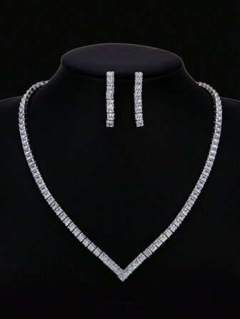 1 件几何方形水晶项链和 1 对几何水晶吊坠耳环套装，晚礼服的时尚配饰