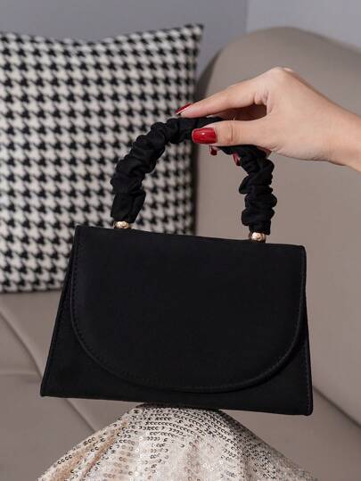 Elegant rynkig handväska, premium clutchväska för högtidlig klänning och fester, perfekt tillbehör för smartphone, läppstift, modeväska för kvinnor för evenemang