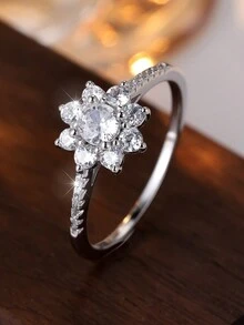 Anillo de flor con diamante blanco de plata sterling, regalo para mujeres para citas, fiestas y cumpleaños - Plateado - Ver 4