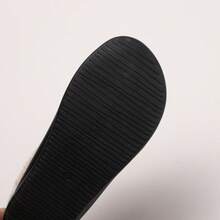 女士秋冬毛绒柔软乐福鞋，新款保暖内衬厚底便鞋 - 黑色 - 查看 6