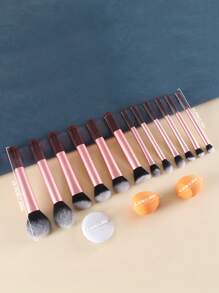 15pcs Makeup Brush Set, Including Powder Brush, Blush Brush, Highlighter Brush, Eyeshadow Brush, Eyelash Brush, Eyeliner Brush, Angled Foundation Brush, Round Foundation Brush, Round Powder Puff, Triangle Powder Puff, Triangle Makeup Sponge For Loose Powder, Makeup Sponge For Liquid Foundation Mixing, Beauty Makeup Tools